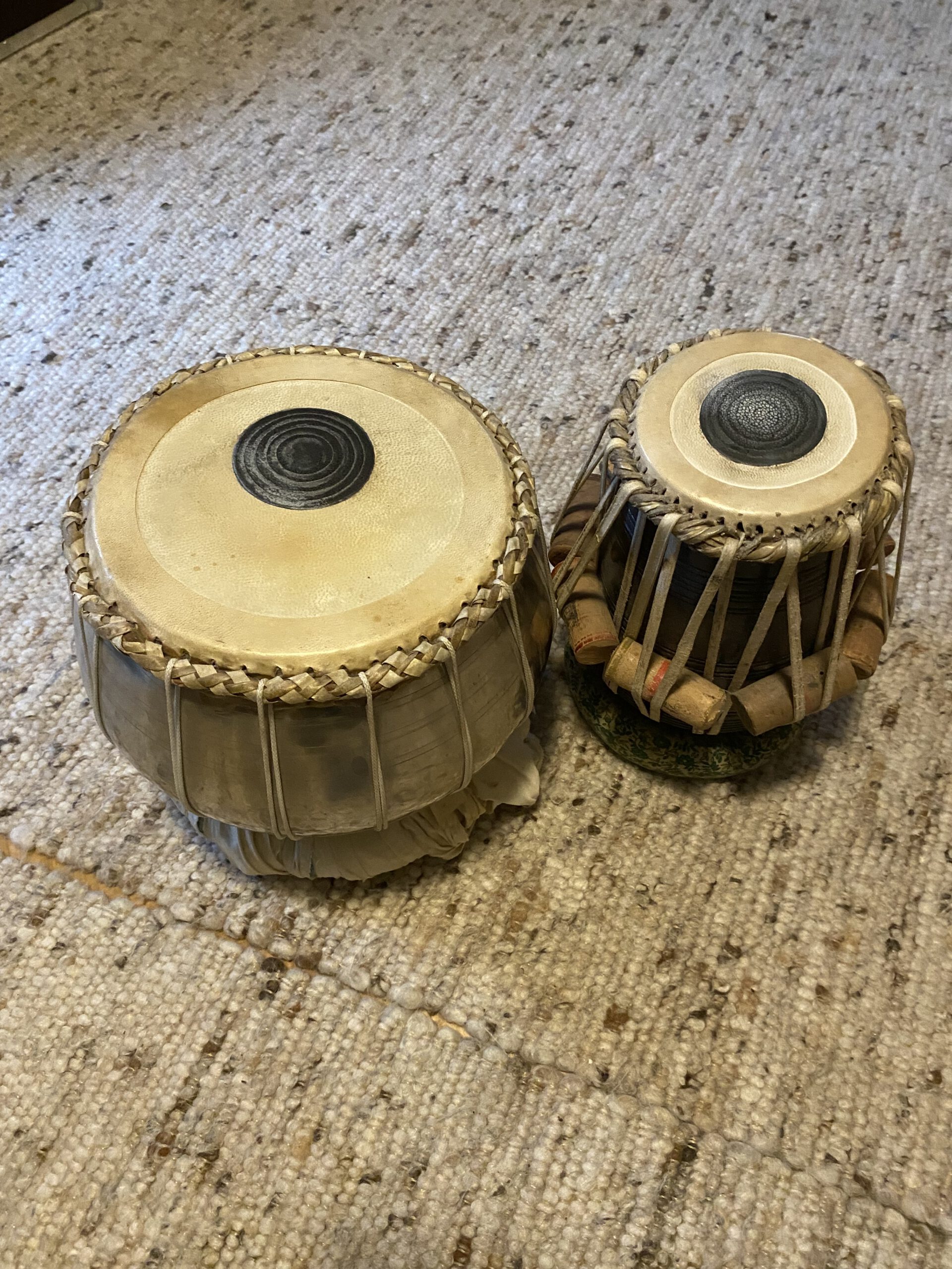 Surdo 20" mit Naturfell